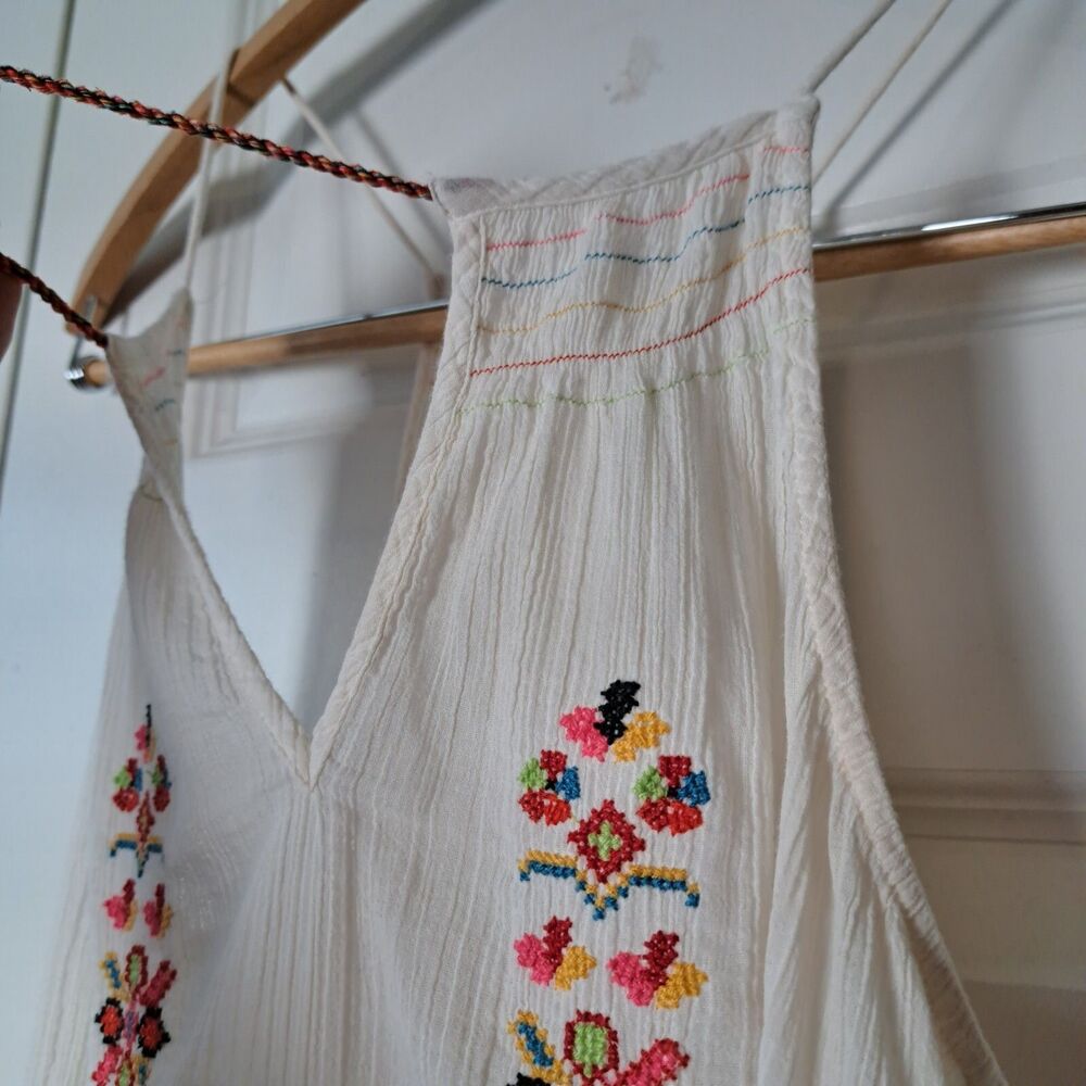 Gianni Bini Size S Cover-Up Dress White Shift Mini Embroidered Floral Sheer Boho - Picture 5 of 12